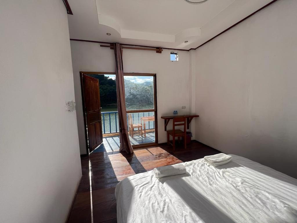 Nongkhaiw River View Нонгкио Экстерьер фото
